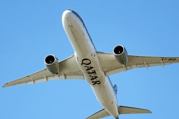 الخطوط القطرية تعتزم شراء 100 طائرة من بوينغ 