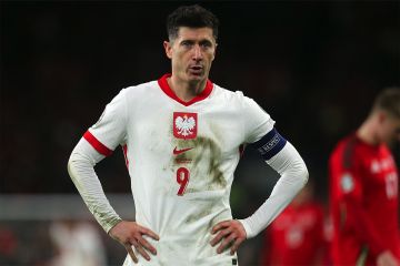 ليفاندوفسكي يرفض اللعب مع المنتخب البولندي.. لهذا السبب