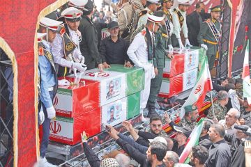 إيران نقلت يورانيوم وأجهزة طرد إلى روسيا إيران نقلت يورانيوم وأجهزة طرد إلى روسيا