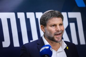 سموتريتش يوافق على خطة استيطانية تفصل القدس الشرقية عن الضفة الغربية