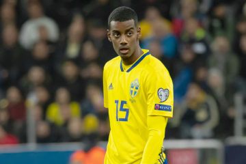 إيزاك ينضم للمنتخب السويدي إيزاك ينضم للمنتخب السويدي