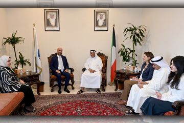 الهلال الأحمر : حريصون على تعزيز الشراكة الإنسانية مع المنظمات الدولية الهلال الأحمر : حريصون على تعزيز الشراكة الإنسانية مع المنظمات الدولية