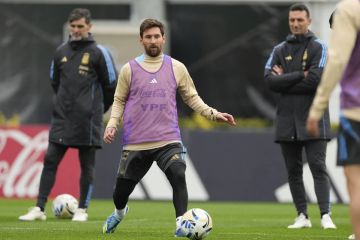 الأرجنتين تستعد لمواجهة الإكوادور الأرجنتين تستعد لمواجهة الإكوادور