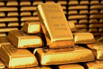 الذهب يغلق مرتفعا عند 3760 دولارا