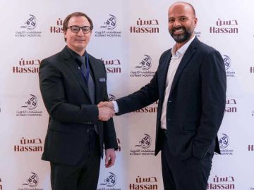 توقيع اتفاقية شراكة إستراتيجية بين مستشفى الكويت و النظاراتي حسن توقيع اتفاقية شراكة إستراتيجية بين مستشفى الكويت و النظاراتي حسن