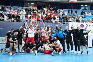 الأبيض الكويتي بطل «اليد» العربية الأبيض الكويتي بطل «اليد» العربية