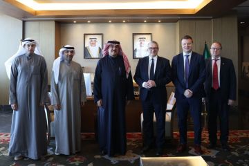 وزير التربية بحث سبل تطوير القطاع التعليمي مع سفير فنلندا