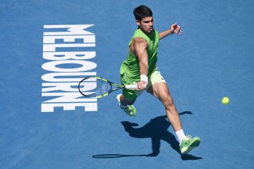 ألكاراس وسابالينكا وديوكوفيتش إلى ربع نهائي «أستراليا»