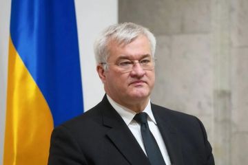 وزير خارجية أوكرانيا: بوتين أمر بهجوم خلال محادثات أبوظبي وزير خارجية أوكرانيا: بوتين أمر بهجوم خلال محادثات أبوظبي