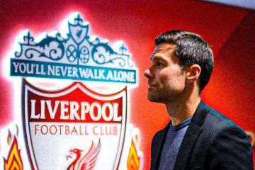 ليفربول يتواصل مع تشابي ألونسو لخلافة سلوت