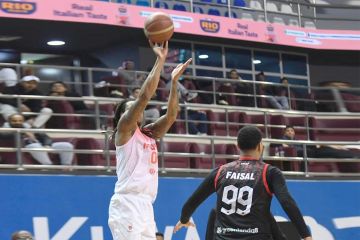 الكويت يهزم الصليبيخات ويعزز صدارته في دوري السلة