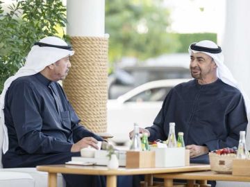 الشيخ محمد بن زايد يستقبل وزير الدفاع بمناسبة زيارته للإمارات الشيخ محمد بن زايد يستقبل وزير الدفاع بمناسبة زيارته للإمارات