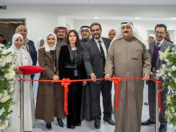 وزير الصحة يفتتح جناح الجراحة الجديد في المستشفى الأميري