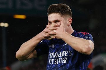 الدوري الإنجليزي.. أرسنال يعود إلى السكة الصحيحة بانتصار ساحق يبعده في الصدارة الدوري الإنجليزي.. أرسنال يعود إلى السكة الصحيحة بانتصار ساحق يبعده في الصدارة