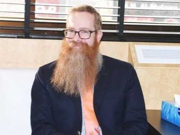 المتحدث باسم السفارة الأمريكية لـ القبس: إصدار التأشيرات لغير المهاجرين مستمر