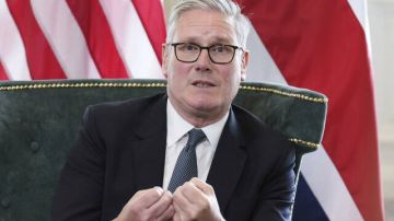 بريطانيا تجري اتصالات مكثفة بشأن جرينلاند ورسوم ترامب