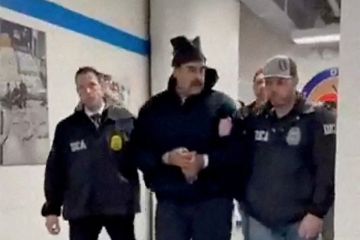 نقل مادورو إلى سجن فيدرالي بعد وصوله إلى نيويورك