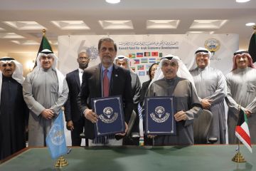 الكويتي للتنمية يوقع اتفاقية منحة مع منظمات أممية الكويتي للتنمية يوقع اتفاقية منحة مع منظمات أممية