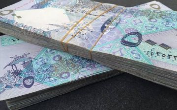 سعر صرف الريال القطري أمام عملات عربية وأجنبية