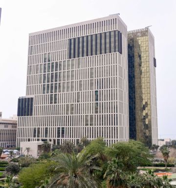 مرسومان بترقية 39 قاضيا ووكيل نيابة