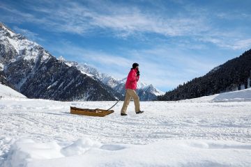 موجة برد تجتاح وادي كشمير... والحرارة 10 تحت الصفر
