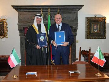الكويت وإيطاليا توقعان اتفاقية تعاون عسكري