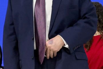  طاولة توجع كف الرئيس!