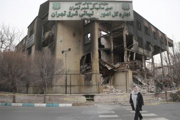 طهران تمنح المشاغبين مهلة أخيرة وترامب يتوقع زيارة إيران الحرة طهران تمنح المشاغبين مهلة أخيرة وترامب يتوقع زيارة إيران الحرة