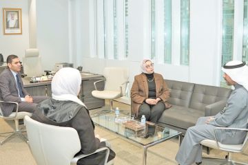 جامعة الكويت و ثقافي مصر بحثا تعزيز التعاون الأكاديمي