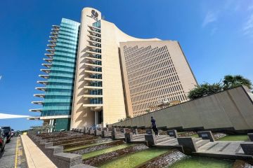  مؤسسة البترول تعلن أسعار الغاز المسال لشهر فبراير المقبل