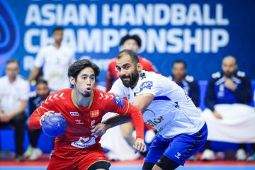 أزرق اليد يخسر بصعوبة أمام اليابان في آسيوية اليد 