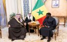 الرئيس السنغالي يستقبل المحمد واليوسف وسعود السالم