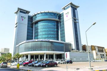 الشركات غير الملتزمة بالرواتب محرومة من المناقصات الشركات غير الملتزمة بالرواتب محرومة من المناقصات