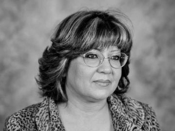 وفاة الفنانة نادية كرم بعد مسيرة فنية مميزة في الكويت وفاة الفنانة نادية كرم بعد مسيرة فنية مميزة في الكويت