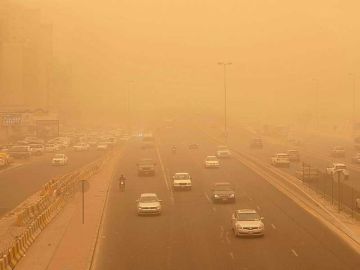 الأرصاد الجوية: انخفاض في الرؤية الأفقية بسبب الغبار المحمول الأرصاد الجوية: انخفاض في الرؤية الأفقية بسبب الغبار المحمول