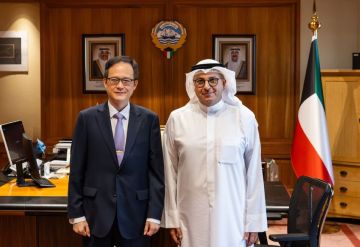 المخيزيم يبحث مع سفير كوريا توطين التكنولوجيا لدعم الطاقة المخيزيم يبحث مع سفير كوريا توطين التكنولوجيا لدعم الطاقة