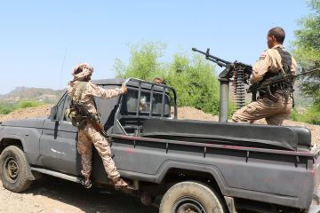 الجيش اليمني يعلن بدء تنفيذ هجوم استراتيجي على صنعاء الجيش اليمني يعلن بدء تنفيذ هجوم استراتيجي على صنعاء