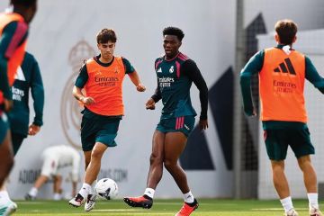 برشلونة وريال مدريد في اختبارين مختلفين لتعزيز الصدارة برشلونة وريال مدريد في اختبارين مختلفين لتعزيز الصدارة