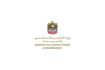 الإمارات.. تواصل جهود احتواء آثار تسرب نفطي على شواطئ أم القيوين الإمارات.. تواصل جهود احتواء آثار تسرب نفطي على شواطئ أم القيوين