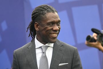 كورينثيانز يعيّن سيدورف مدرباً لإنقاذه من الهبوط