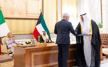 الكويت وإيطاليا توقعان اتفاقات للتعاون في الاستثمار والدفاع والتدريب العسكري الكويت وإيطاليا توقعان اتفاقات للتعاون في الاستثمار والدفاع والتدريب العسكري