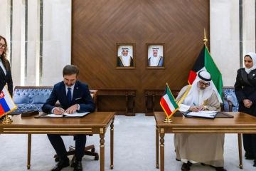الكويت وسلوفاكيا توقعان مذكرة تفاهم بشأن إقامة المشاورات السياسية الكويت وسلوفاكيا توقعان مذكرة تفاهم بشأن إقامة المشاورات السياسية