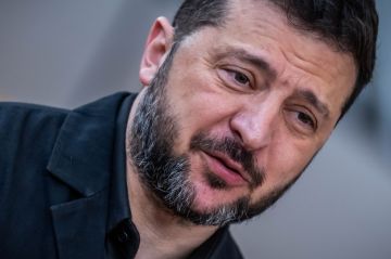 زيلينسكي يتهم ترامب بالضغط على كييف للاستسلام لروسيا زيلينسكي يتهم ترامب بالضغط على كييف للاستسلام لروسيا