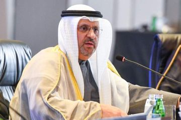 العمر: خفض أسعار التجوال بين دول الخليج على طاولة الاجتماع الوزاري العمر: خفض أسعار التجوال بين دول الخليج على طاولة الاجتماع الوزاري