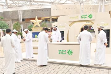 التجاري : إقبال كبير على جناح النجمة في الأفنيوز التجاري : إقبال كبير على جناح النجمة في الأفنيوز