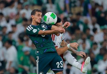 السعودية ترفع الكأس الغالية للمرة الرابعة السعودية ترفع الكأس الغالية للمرة الرابعة