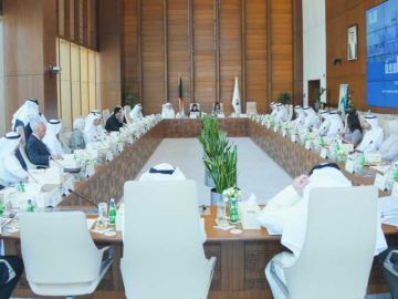 مجلس جامعة الكويت يعتمد ترقية 4 من أعضاء الهيئة الأكاديمية إلى درجتي أستاذ وأستاذ مشارك مجلس جامعة الكويت يعتمد ترقية 4 من أعضاء الهيئة الأكاديمية إلى درجتي أستاذ وأستاذ مشارك