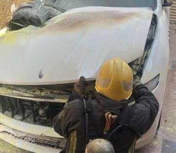 الدفاع المدني السعودي: شظايا صاروخ حوثي تصيب مقيما وتلحق أضرارا بمنزل في الرياض الدفاع المدني السعودي: شظايا صاروخ حوثي تصيب مقيما وتلحق أضرارا بمنزل في الرياض