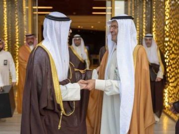 وزير الخارجية خلال لقائه وزير الطاقة السعودي: تضامن مطلق مع الرياض ودعم إجراءاتها لحماية أمنها وزير الخارجية خلال لقائه وزير الطاقة السعودي: تضامن مطلق مع الرياض ودعم إجراءاتها لحماية أمنها