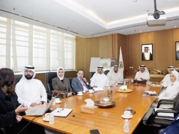 وزير التربية يبحث مع غوغل كلاود مستجدات المشاريع الرقمية وتطوير حلول الذكاء الاصطناعي في التعليم وزير التربية يبحث مع غوغل كلاود مستجدات المشاريع الرقمية وتطوير حلول الذكاء الاصطناعي في التعليم